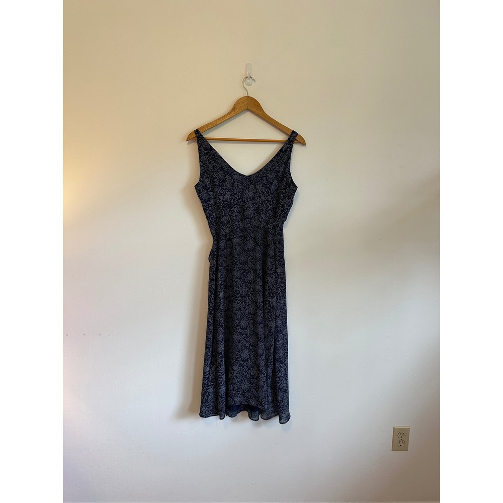 MOD REF Polka Dot Sleeveless Wrap V-Neck Midi Dress V-Neck | Size Small - Picture 4 of 9